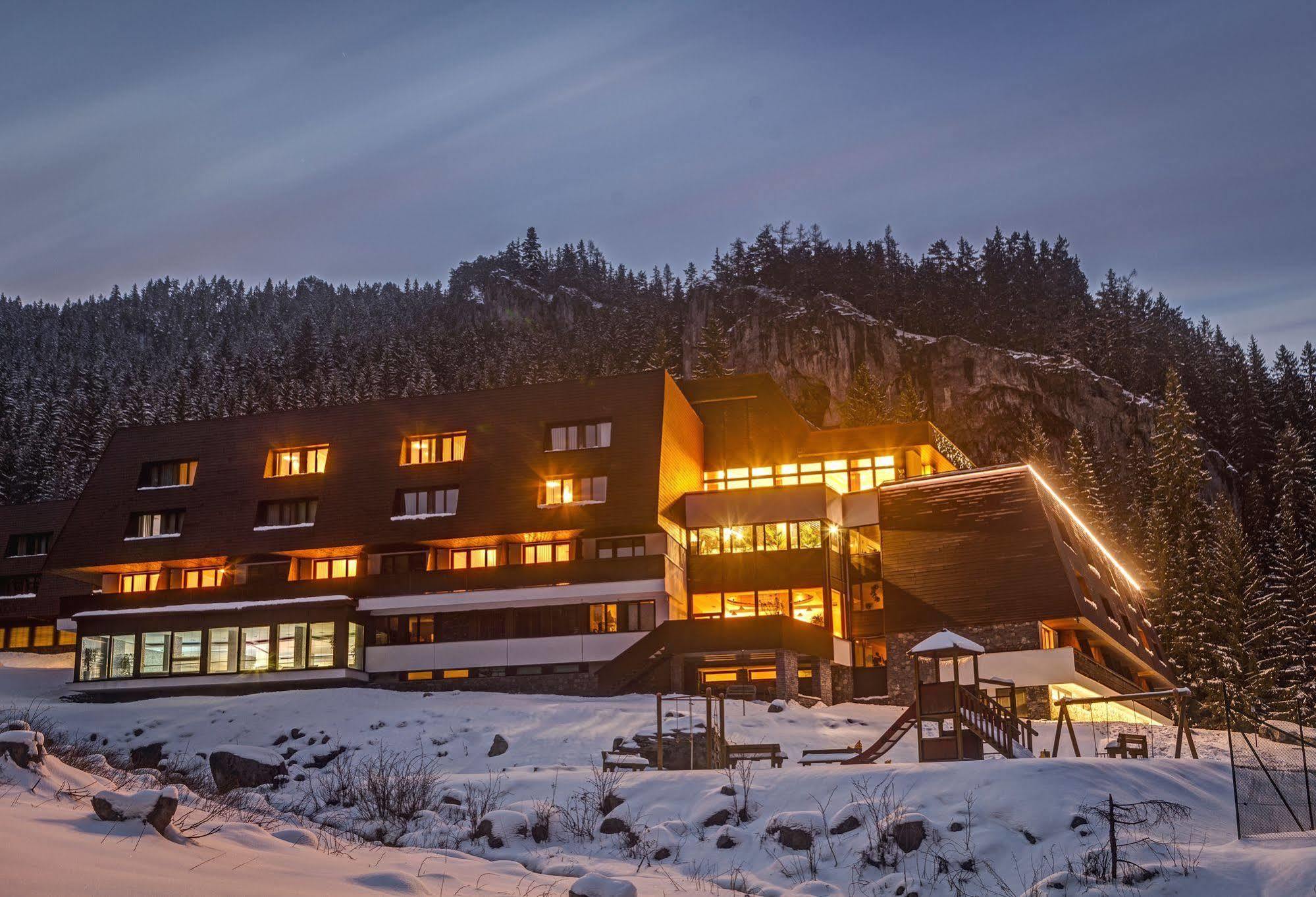 Wellness Hotel Repiska Демановска Долина Екстериор снимка