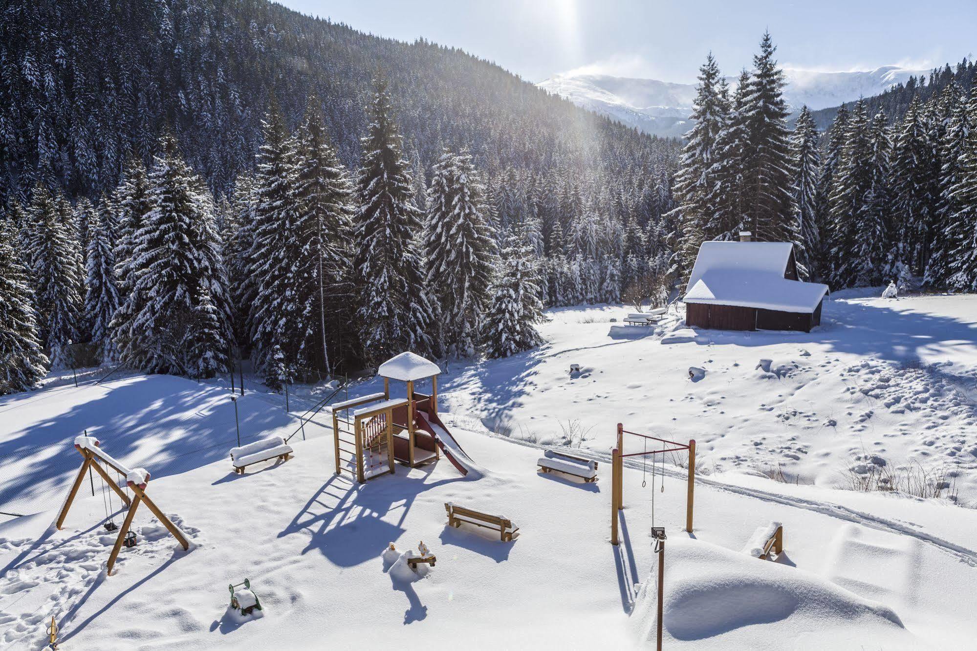 Wellness Hotel Repiska Демановска Долина Екстериор снимка